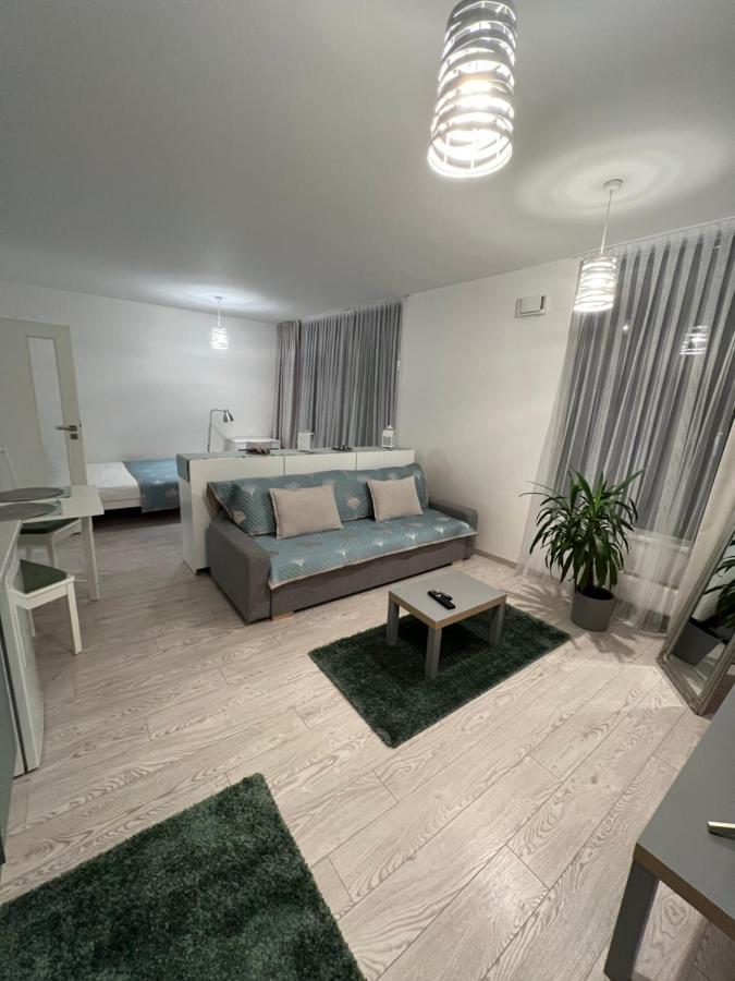 Free Parking In Garage Karolina Plazza, New Cosy Studio With All You Need Praga Exterior foto